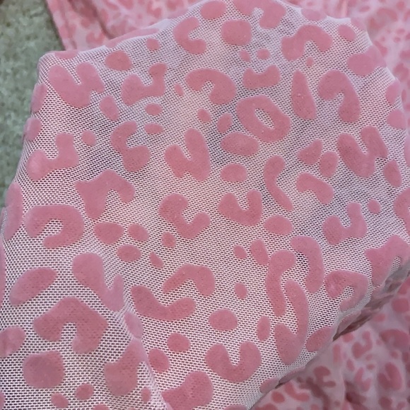 Pink leopard printed long slip & thong set. S - Picture 10 of 12